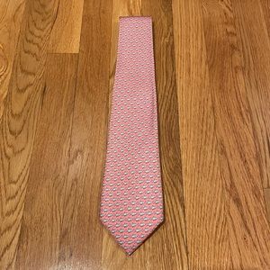Vineyard Vines tie